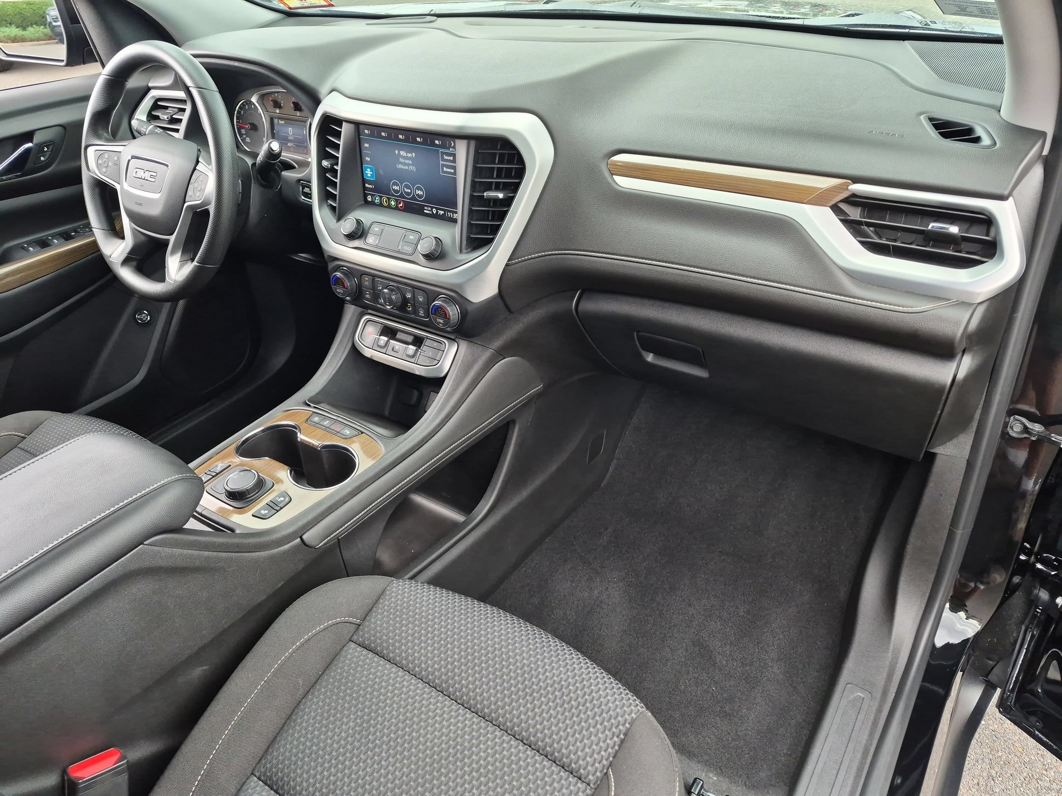 Certified 2021 GMC Acadia SLE w/ Driver Convenience Package FWD image 29