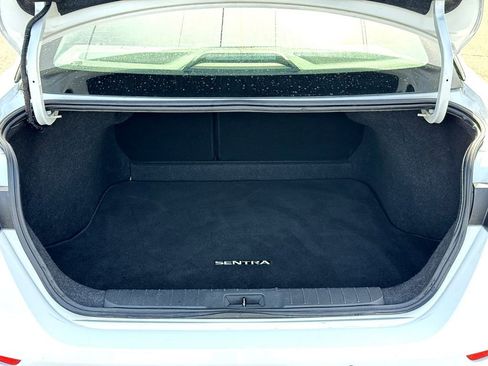 Used 2024 Nissan Sentra SV image 10