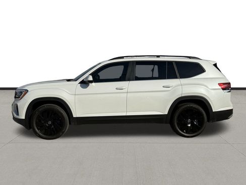 New 2026 Volkswagen Atlas SE image 8