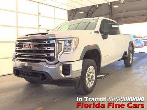 Used 2022 GMC Sierra 2500 SLE image 2