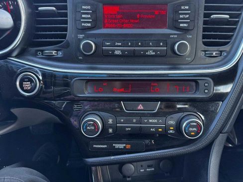 Used 2014 Kia Optima EX image 29
