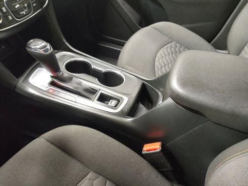 Used 2020 Chevrolet Equinox LT image 26