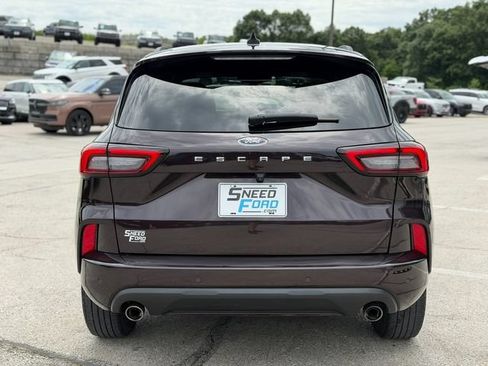Used 2023 Ford Escape ST-Line w/ Tech Pack #1 FWD image 6