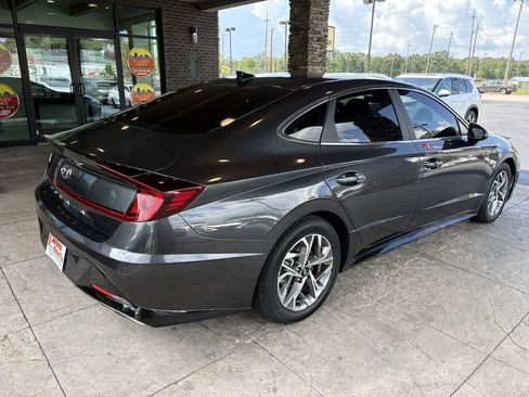 Used 2022 Hyundai Sonata SEL FWD image 6