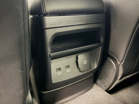 Used 2019 Ford Ranger Lariat w/ Equipment Group 501A Mid image 26