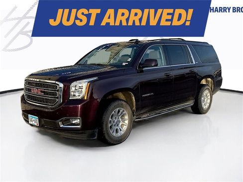 Used 2017 GMC Yukon XL SLT w/ Open Road Package image 1