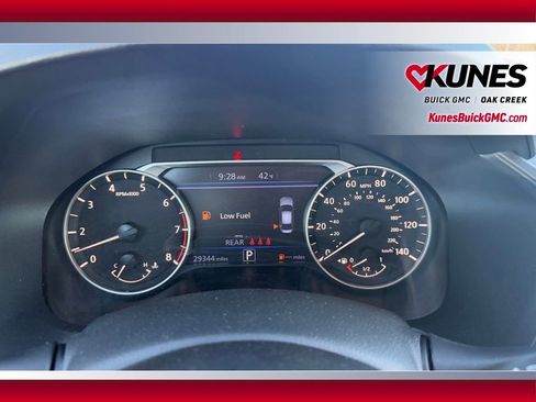 Used 2025 Nissan Altima 2.5 SV FWD image 18