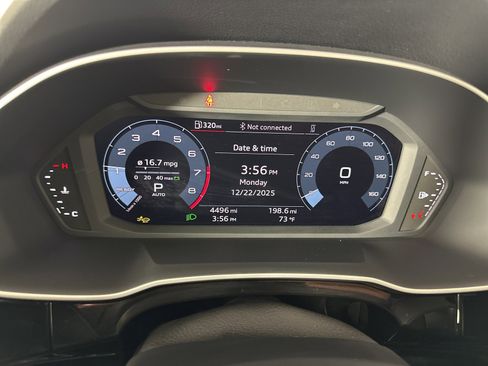 Used 2025 Audi Q3 2.0T Premium Plus w/ Premium Plus Package image 18