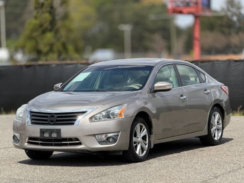 Used 2013 Nissan Altima 2.5 SV w/ 2.5SV Convenience Pkg image 6