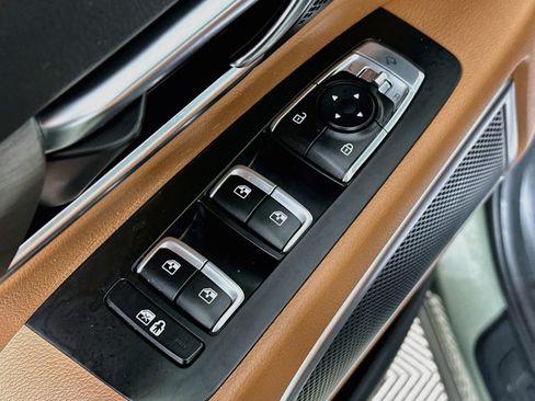 Used 2024 Kia Telluride EX X-Line AWD/4WD image 18