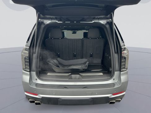 Used 2025 Chevrolet Tahoe High Country image 27