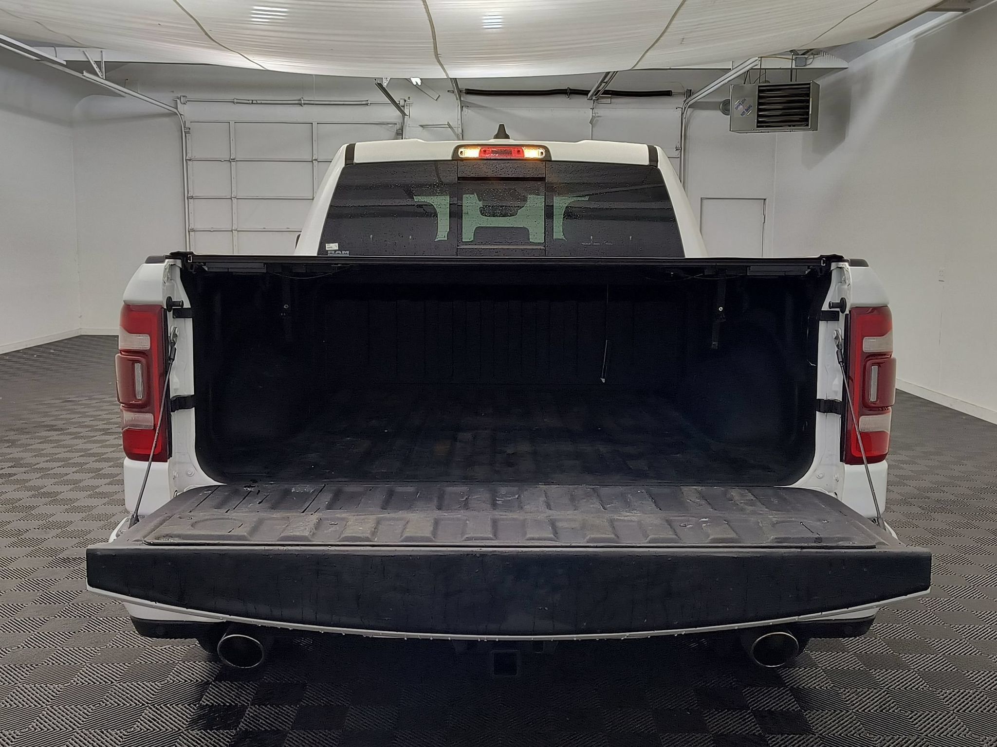 Used 2020 RAM 1500 Limited AWD/4WD image 22