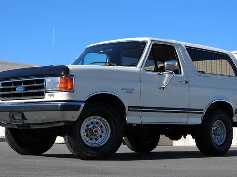 Used 1990 Ford Bronco AWD/4WD image 10