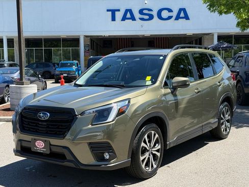Used 2024 Subaru Forester Limited AWD/4WD image 1