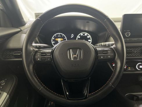 Used 2025 Honda HR-V Sport image 14