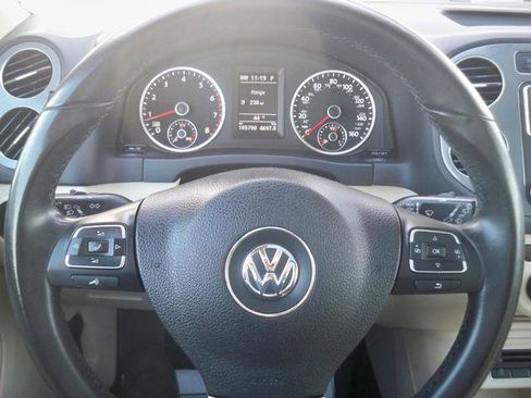 Used 2017 Volkswagen Tiguan Wolfsburg Edition image 11