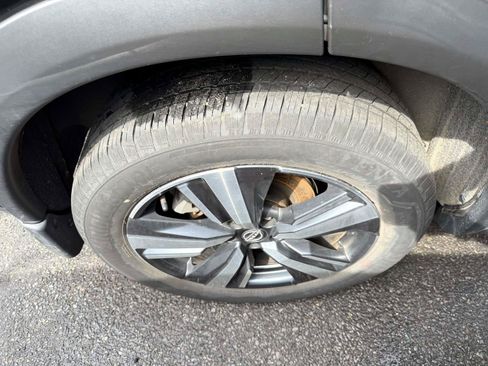 Used 2023 Nissan Rogue SL w/ SL Premium Package AWD/4WD image 7