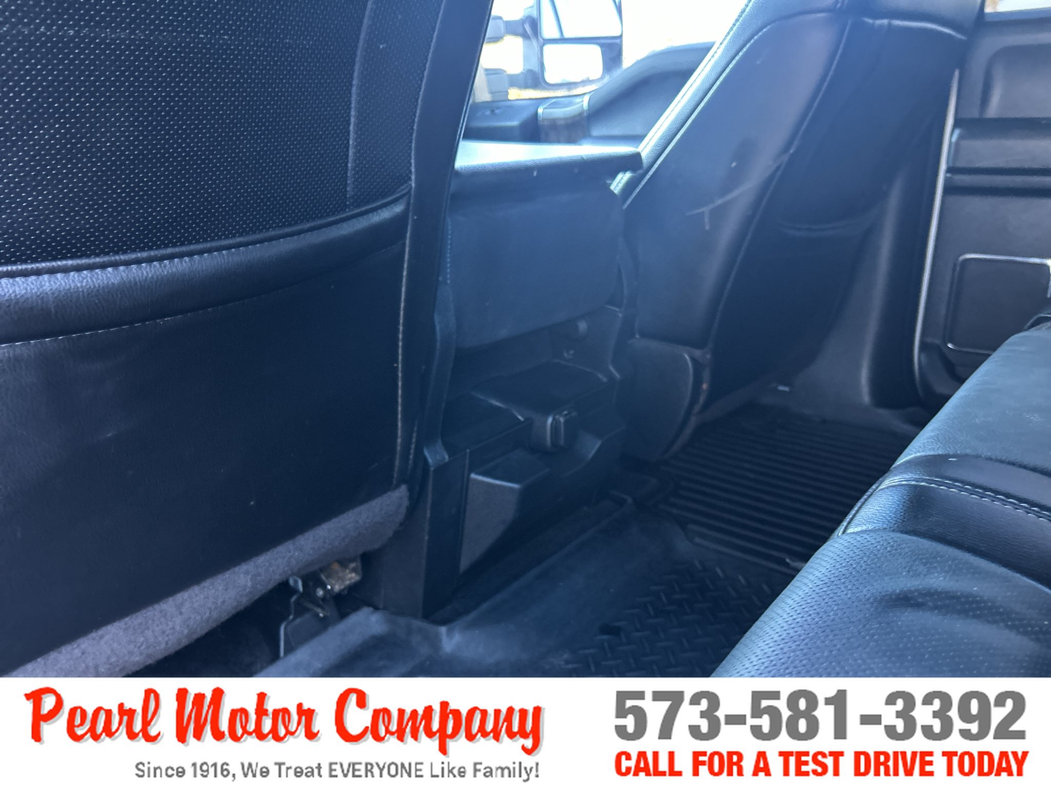 Used 2017 Ford F250 Lariat w/ Tow Technology Bundle AWD/4WD image 21