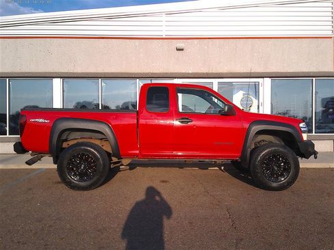 Used 2005 GMC Canyon SLE w/ Power Convenience Package AWD/4WD image 4