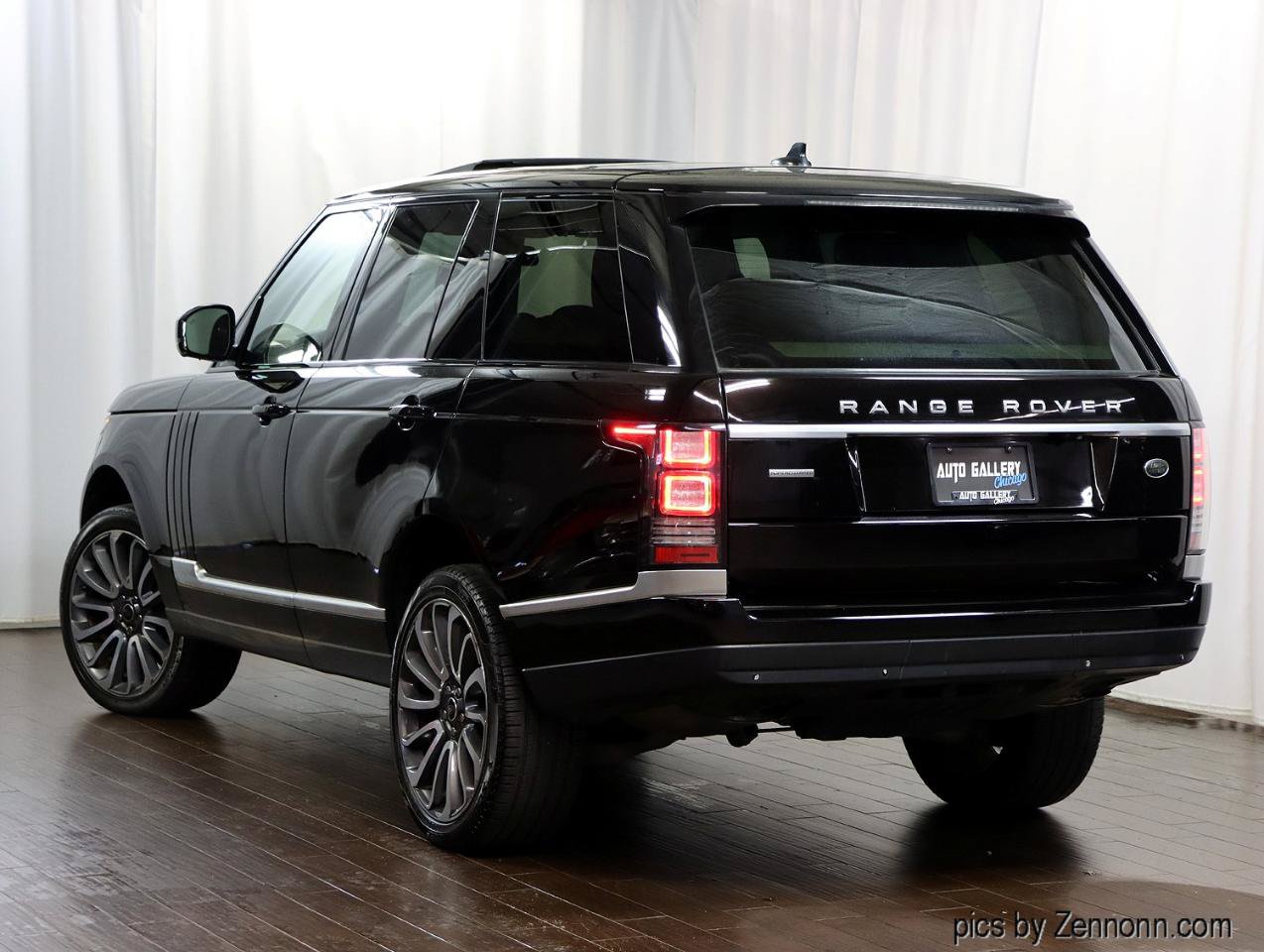 Used 2016 Land Rover Range Rover Supercharged AWD/4WD image 9