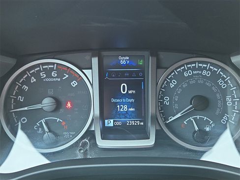Used 2023 Toyota Tacoma Limited image 24