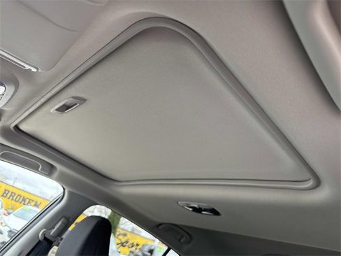 Used 2026 Subaru Crosstrek 2.0i Premium image 30