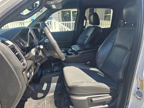 Used 2021 RAM 4500 Tradesman w/ Chrome Appearance Group image 20