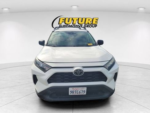 Used 2019 Toyota RAV4 LE w/ Carpet Mat Package FWD image 2