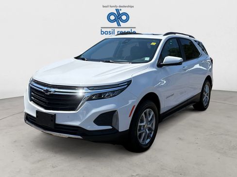 Used 2023 Chevrolet Equinox LT AWD/4WD image 2