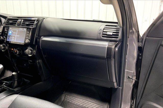 Used 2023 Toyota 4Runner TRD Off-Road Premium w/ Off Road Premium Plus Package AWD/4WD image 16