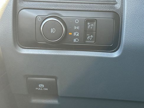 New 2026 Ford F450 XL w/ XL Chrome Package image 25