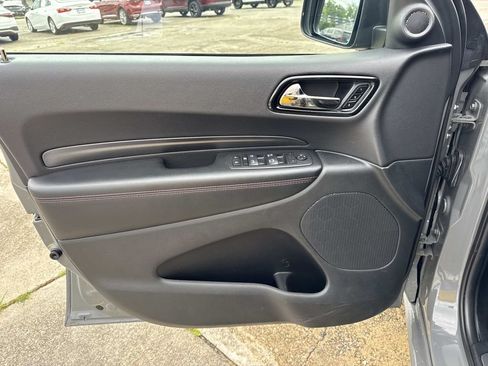 Used 2025 Dodge Durango GT AWD/4WD image 36