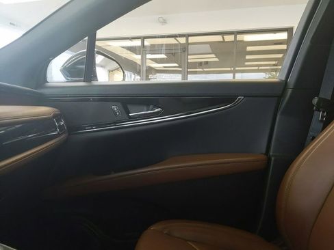Used 2023 Lincoln Nautilus Reserve AWD/4WD image 22