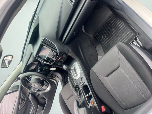 Used 2020 Subaru Impreza 2.0i AWD/4WD image 12
