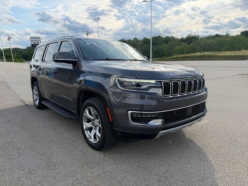Used 2022 Jeep Wagoneer Series II AWD/4WD image 8