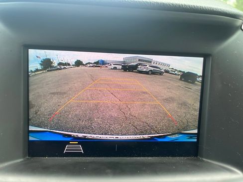 Used 2020 GMC Terrain SLE AWD/4WD image 9
