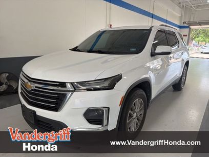 Used 2023 Chevrolet Traverse LT