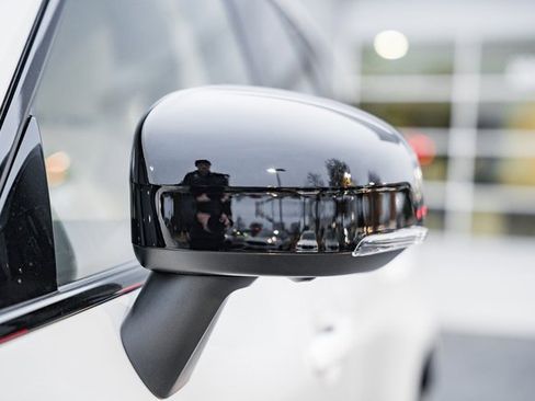 New 2026 Volvo XC60 B5 Ultra w/ Protection Package Premier image 15