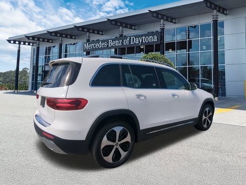 Used 2025 Mercedes-Benz GLB 250 GLB 250 image 4