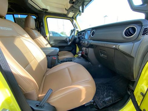 Used 2023 Jeep Wrangler Unlimited Rubicon 4xe AWD/4WD image 28