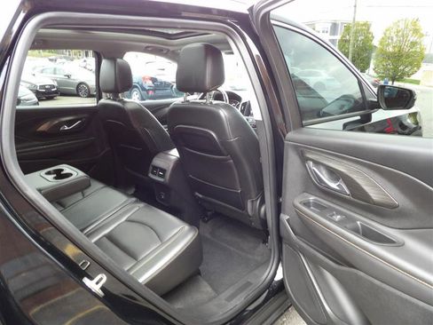 Used 2019 GMC Terrain SLT w/ Infotainment Package II image 12