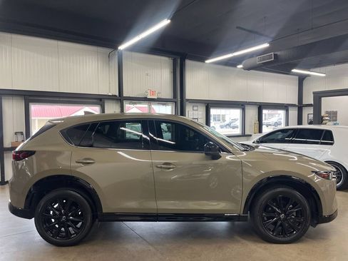 Used 2024 MAZDA CX-5 Carbon Edition AWD/4WD image 13