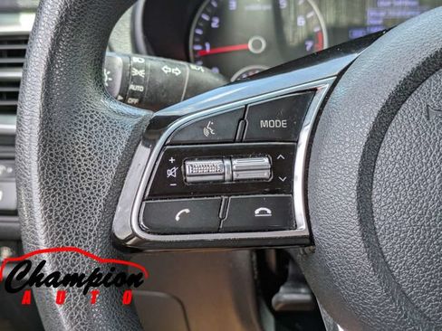 Used 2019 Kia Optima LX FWD image 24