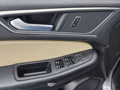 Used 2024 Ford Edge SEL image 37