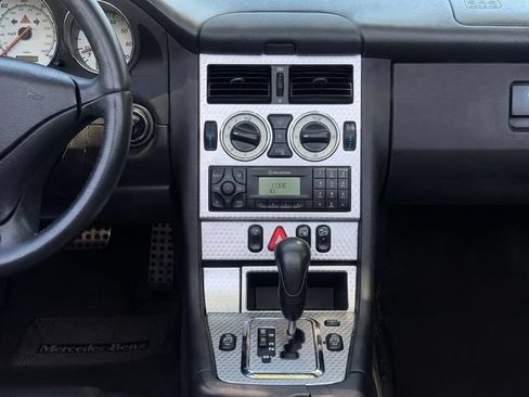 Used 2001 Mercedes-Benz SLK 230 image 6