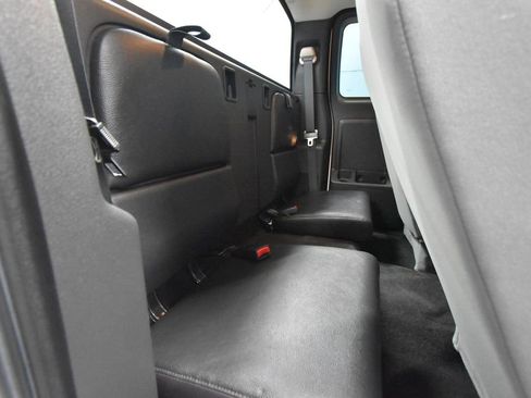 Used 2011 Dodge Dakota Big Horn image 21