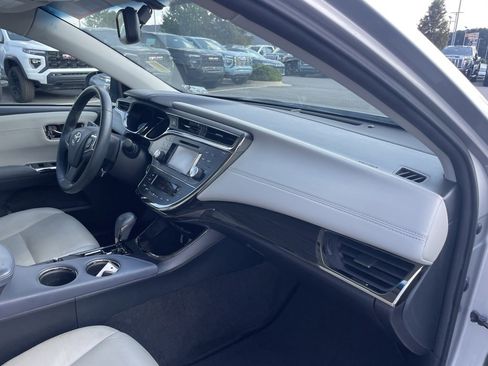 Used 2014 Toyota Avalon XLE image 31