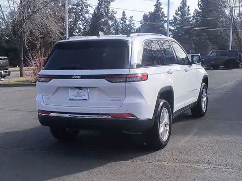 New 2026 Jeep Grand Cherokee Laredo X image 8