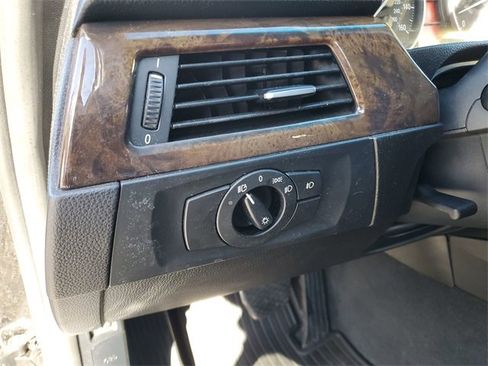 Used 2008 BMW 328i Sedan image 16