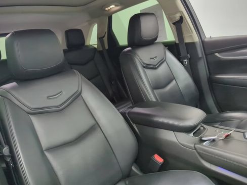 Used 2018 Cadillac XT5 Luxury AWD/4WD image 34